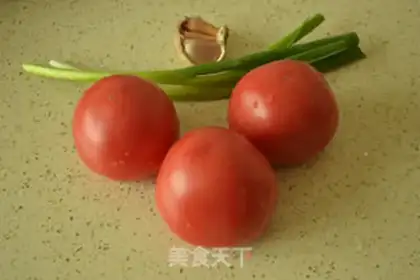 Make Tomato egg noodles step 0