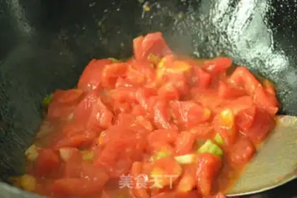 Make Tomato egg noodles step 7