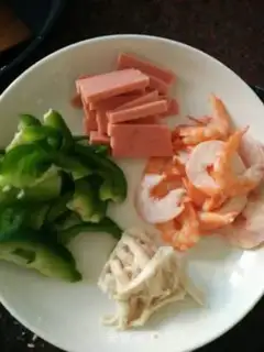 Make Chicken shrimp ham and pasta step 2