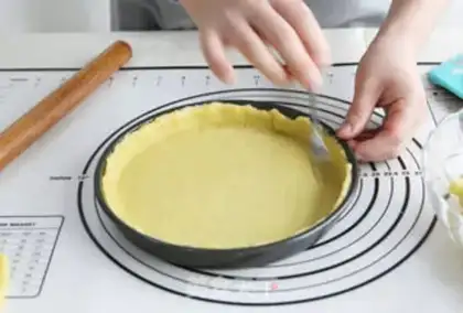 Make Sweet apple pie step 7