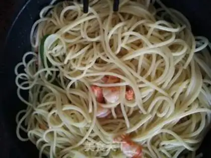 Make Chicken shrimp ham and pasta step 7