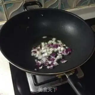 Make Curry shrimp fried rice step 2