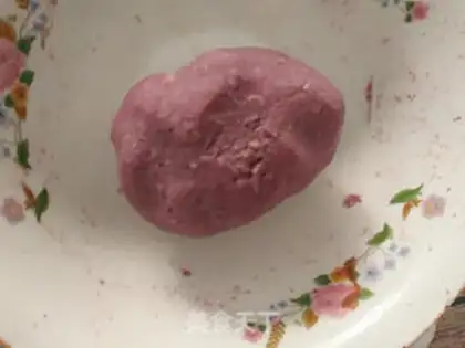 Make Two-coloured mountain cakes step 6