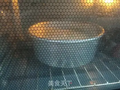 Make The back of the egg doesn