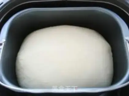 Make A pizza by roses step 4