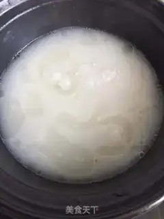 Make Soybean soup step 1