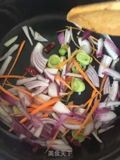 Make Spicy hand tore the dishes step 2