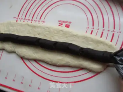 Make Doudou mini roll step 5