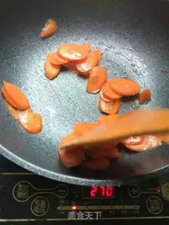 Make Spooked chicken gravy step 3