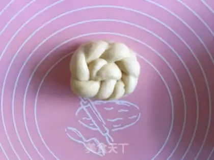 Make Cake of round toast step 9