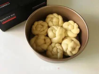Make Cake of round toast step 10