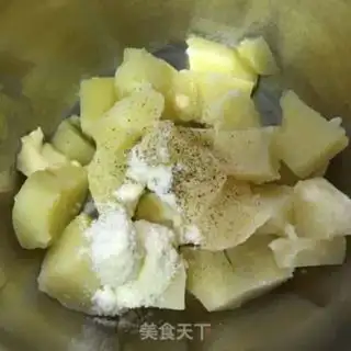 Make Coconut cheese potato ball step 4