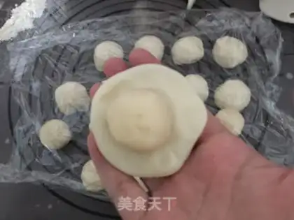 Make Lotus souffle step 4