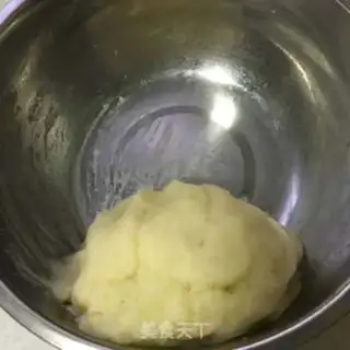 Make Coconut cheese potato ball step 6