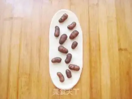 Make Peas rolls step 10