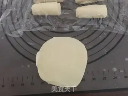 Make Lotus souffle step 12