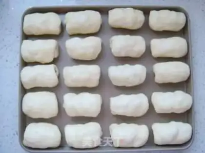 Make Peas rolls step 13