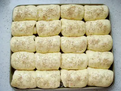 Make Peas rolls step 15