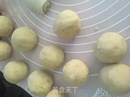 Make Lotus souffle step 14