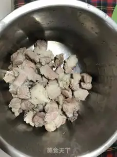 Make Powder soup, goat blood soup step 1