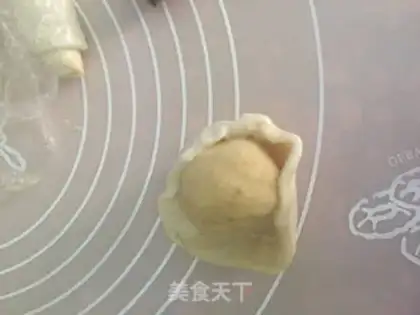 Make Lotus souffle step 16