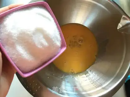 Make Chocolate Madeleine step 3