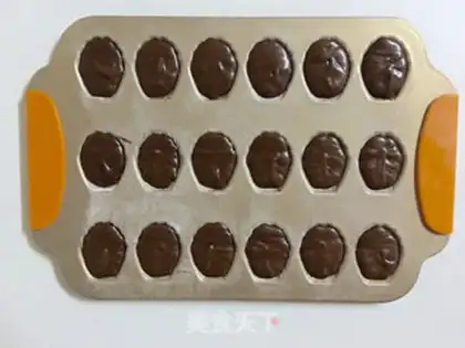 Make Chocolate Madeleine step 10