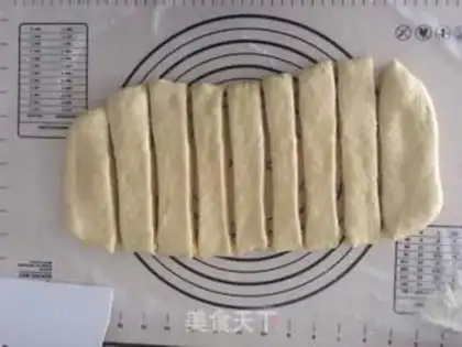 Make The milkman tore the coconut buns step 10