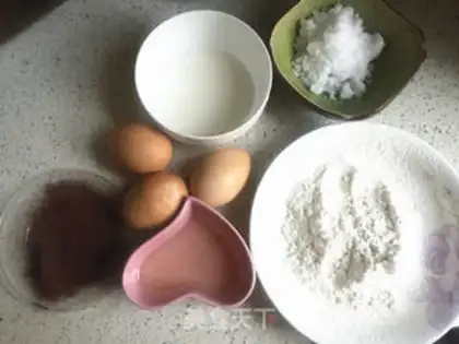 Make Double salad twirl cake step 0
