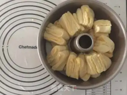 Make The milkman tore the coconut buns step 13