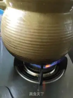 Make Chestnut bone soup step 5