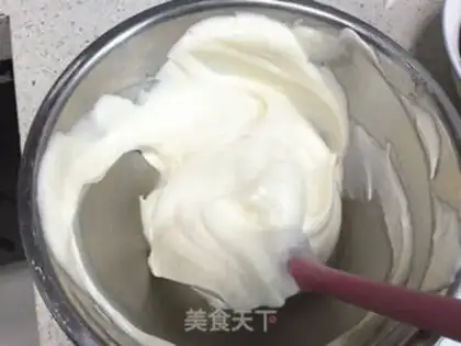 Make Double salad twirl cake step 10