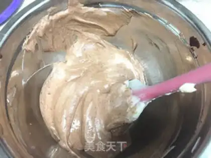 Make Double salad twirl cake step 11