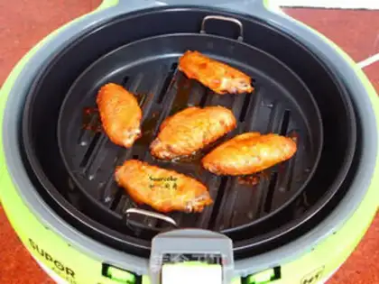 Make New Orleans chicken wings step 5