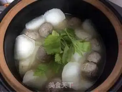 Make Beefball radish soup step 6