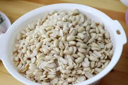 Make A wide moon cake step 0