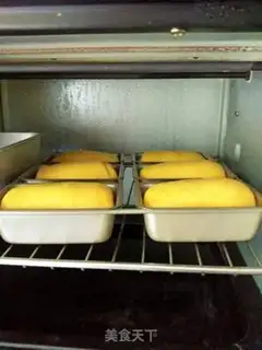 Make Pumpkin All-Mac mini toast step 5