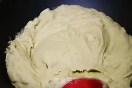 Make A wide moon cake step 5