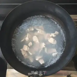 Make Fresh mushroom tofu soup step 2