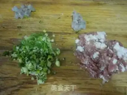 Make Crystal shrimp dumplings step 1