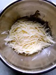 Make Healthy breakfast potatoes step 1
