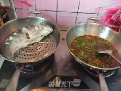 Make The whole fish pot step 8