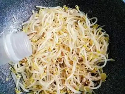Make Green bean sprouts step 10