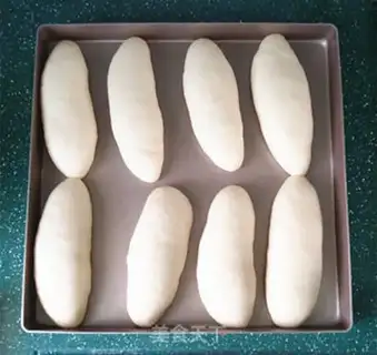 Make caterpillar bread step 14