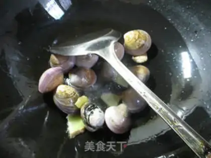 Make Crabs boiled with clams step 3