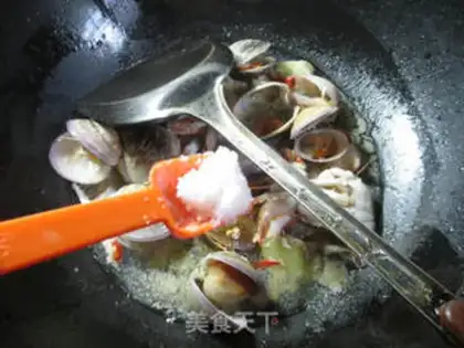 Make Crabs boiled with clams step 8
