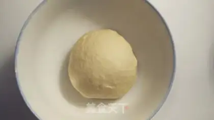 Make Little rabbit coconut bread step 4