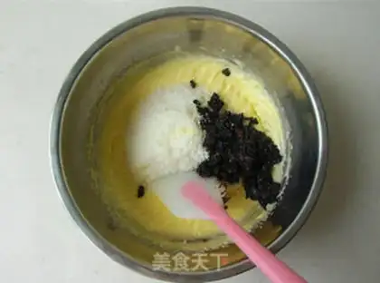 Make Coconut raisin dry cookies step 3