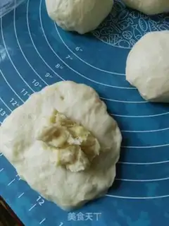 Make The durian bread step 7