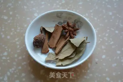 Make Pork skin on the eggboard step 3